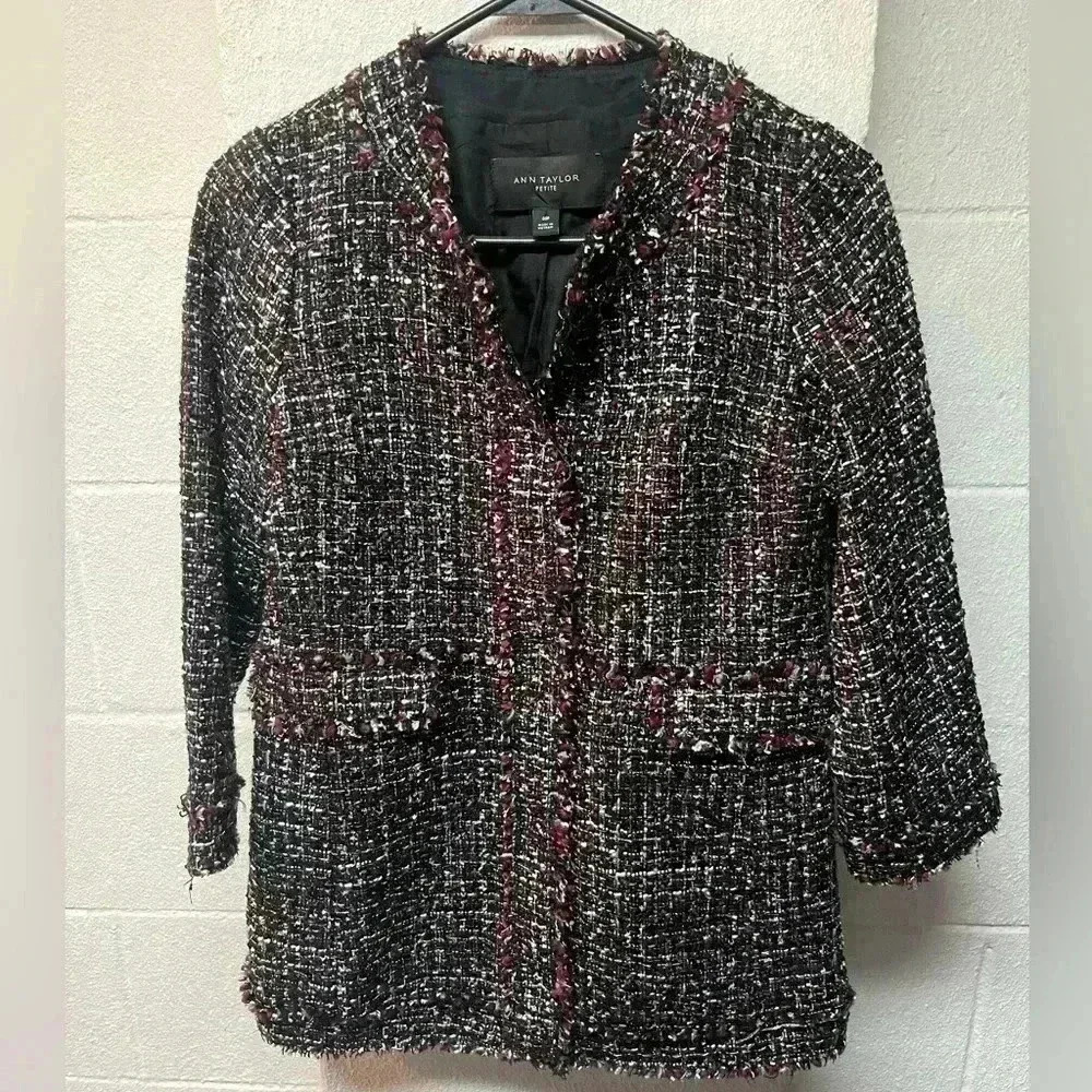 Ann Taylor blazer - Picture 1 of 5